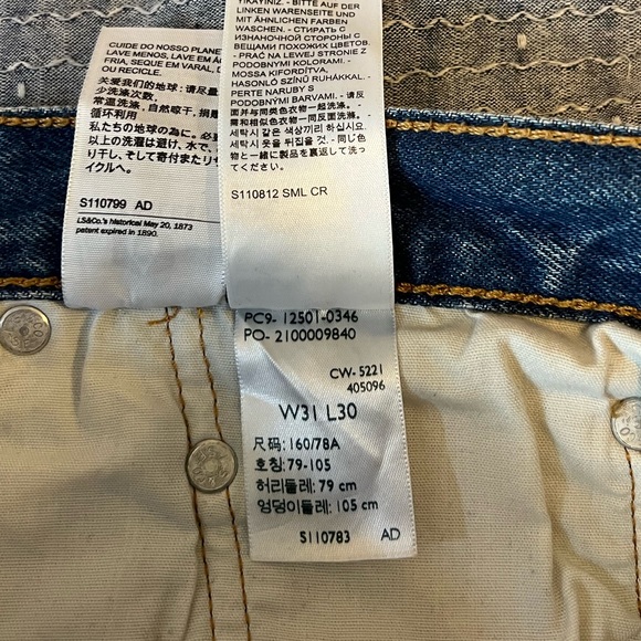 Levi’s 501 Jean - Picture 4 of 5